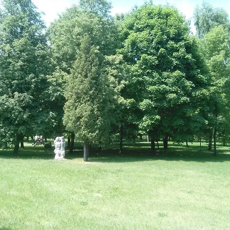 On Sevastopolsky Park *