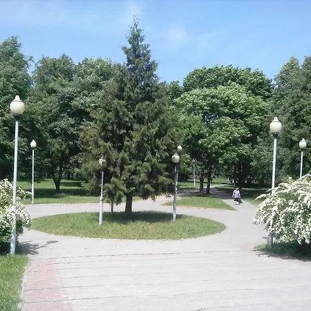 On Sevastopolsky Park