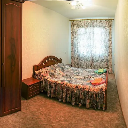 On Sevastopolsky Park Apartment